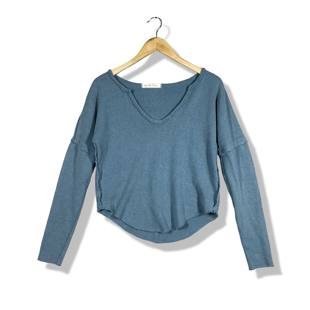 We The Free Sweater Women Small Blue Boho Raw Hem V-Neck Long Sleeve Knit Top